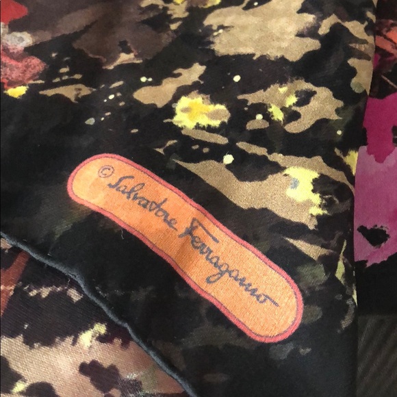 NIB Salvatore Ferragamo silk chiffon scarf - Picture 6 of 11